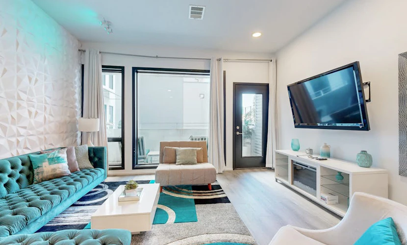 Ultramodern Condo in Luxury Complex with WiFi, Patio, Seasonal Pool, & W/D