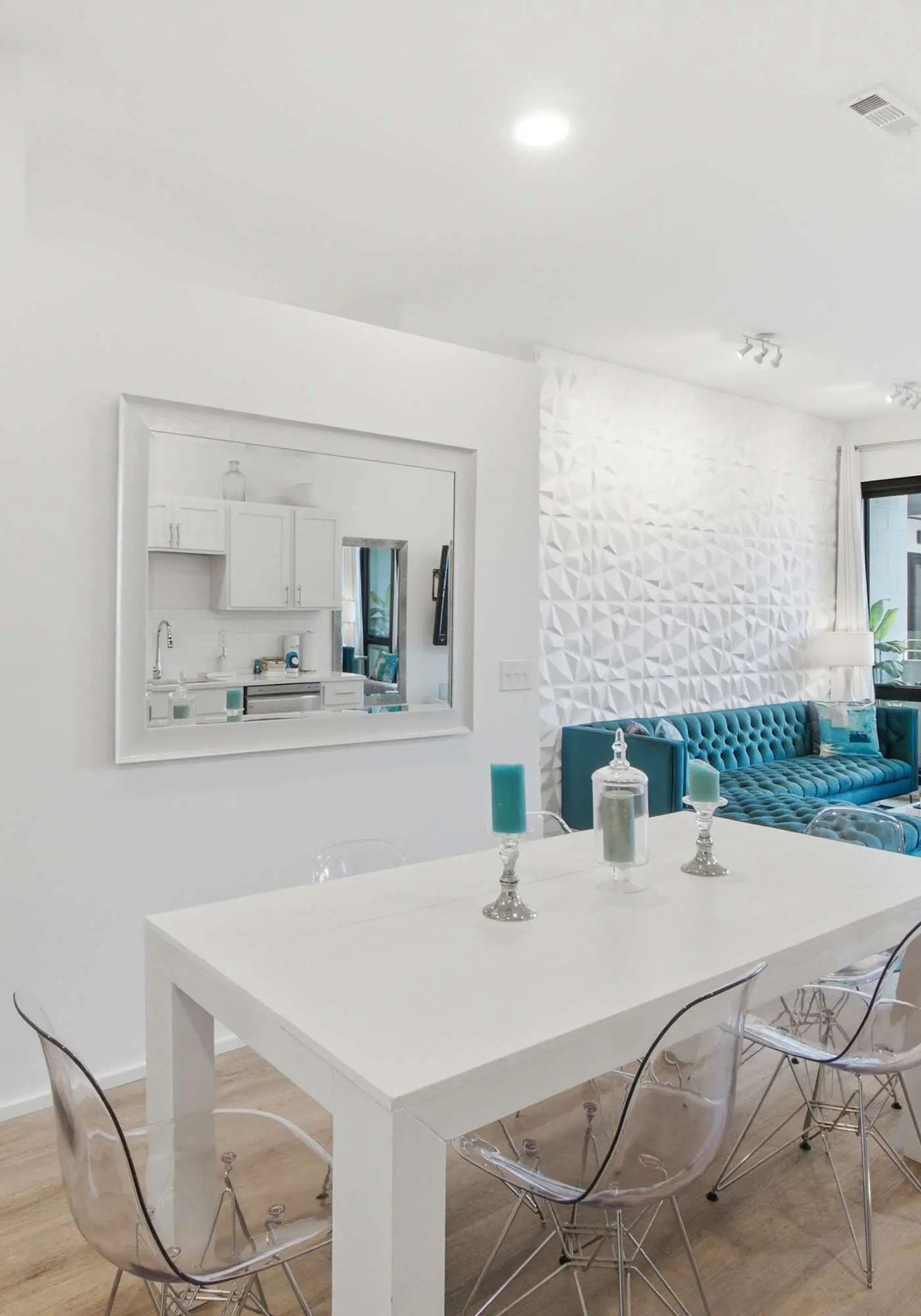 Ultramodern Condo in Luxury Complex with WiFi, Patio, Seasonal Pool, & WD