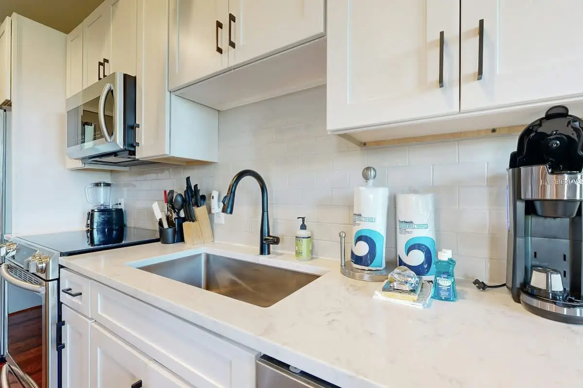 Modern-Rustic Suite w/ Pool & Outdoor Lounge | Near Downtown | Dog-Friendly