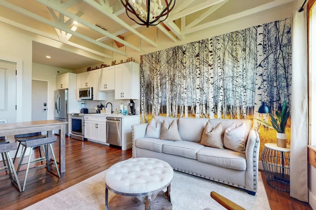 Modern-Rustic Suite w/ Pool & Outdoor Lounge | Near Downtown | Dog-Friendly