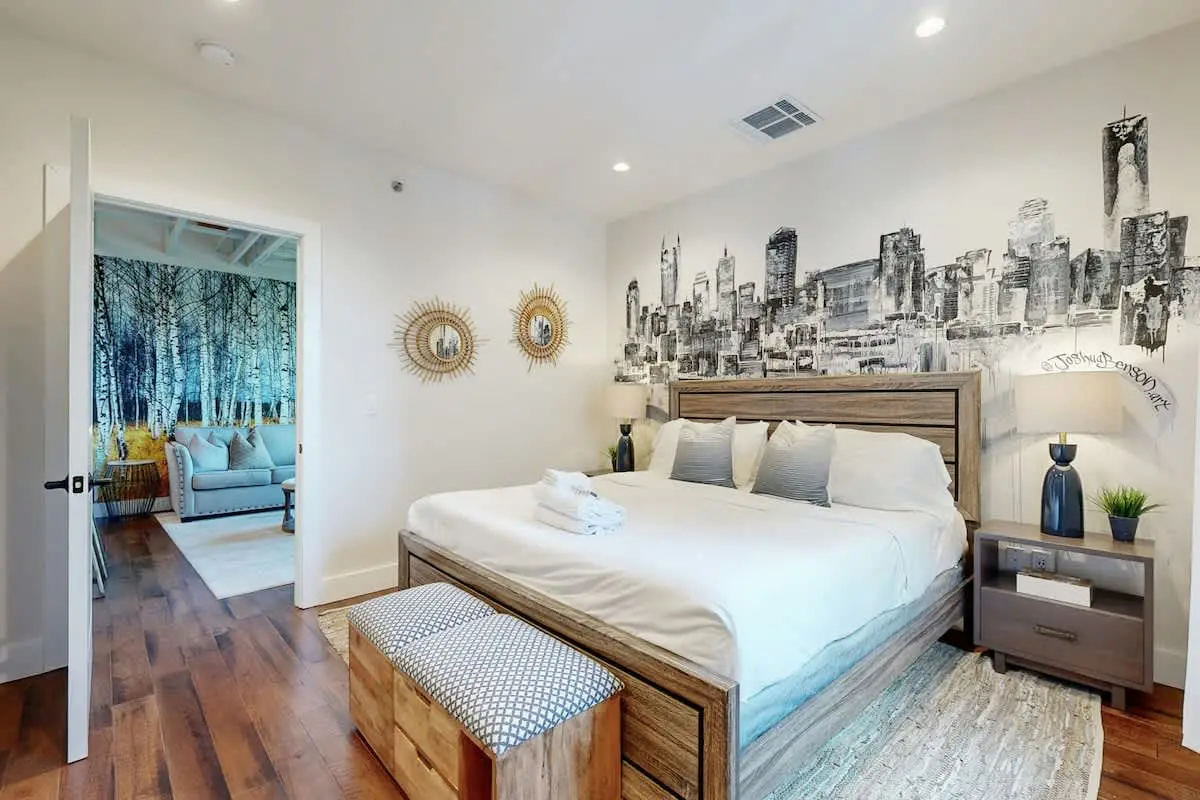 Modern-Rustic Suite w/ Pool & Outdoor Lounge | Near Downtown | Dog-Friendly