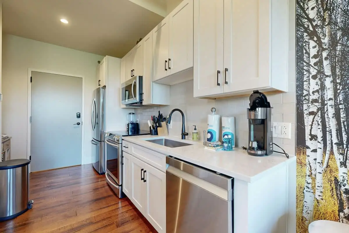 Modern-Rustic Suite w/ Pool & Outdoor Lounge | Near Downtown | Dog-Friendly
