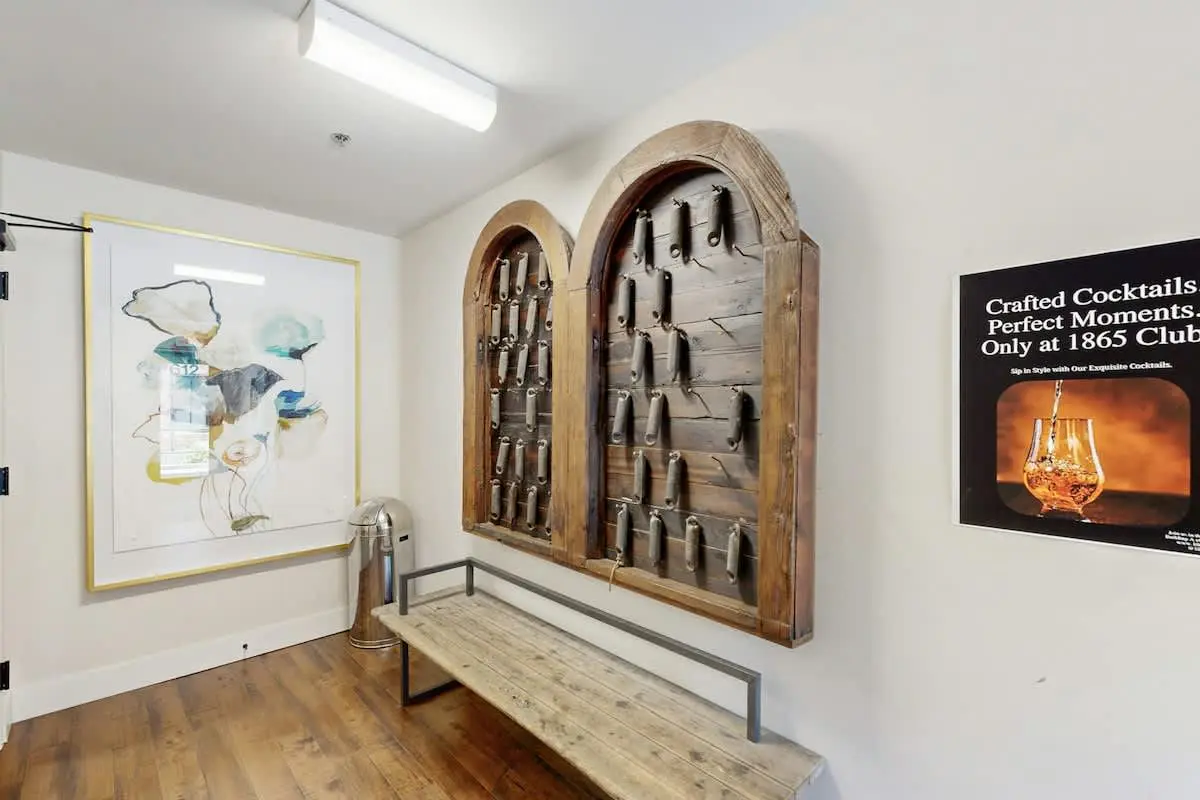 Modern-Rustic Suite w/ Pool & Outdoor Lounge | Near Downtown | Dog-Friendly