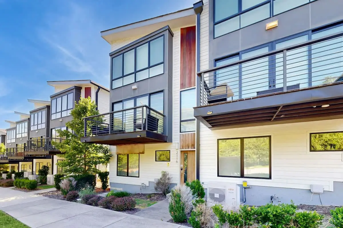 Music City Magic | Luxury Townhome | Gourmet Kitchen, Balcony, Garage