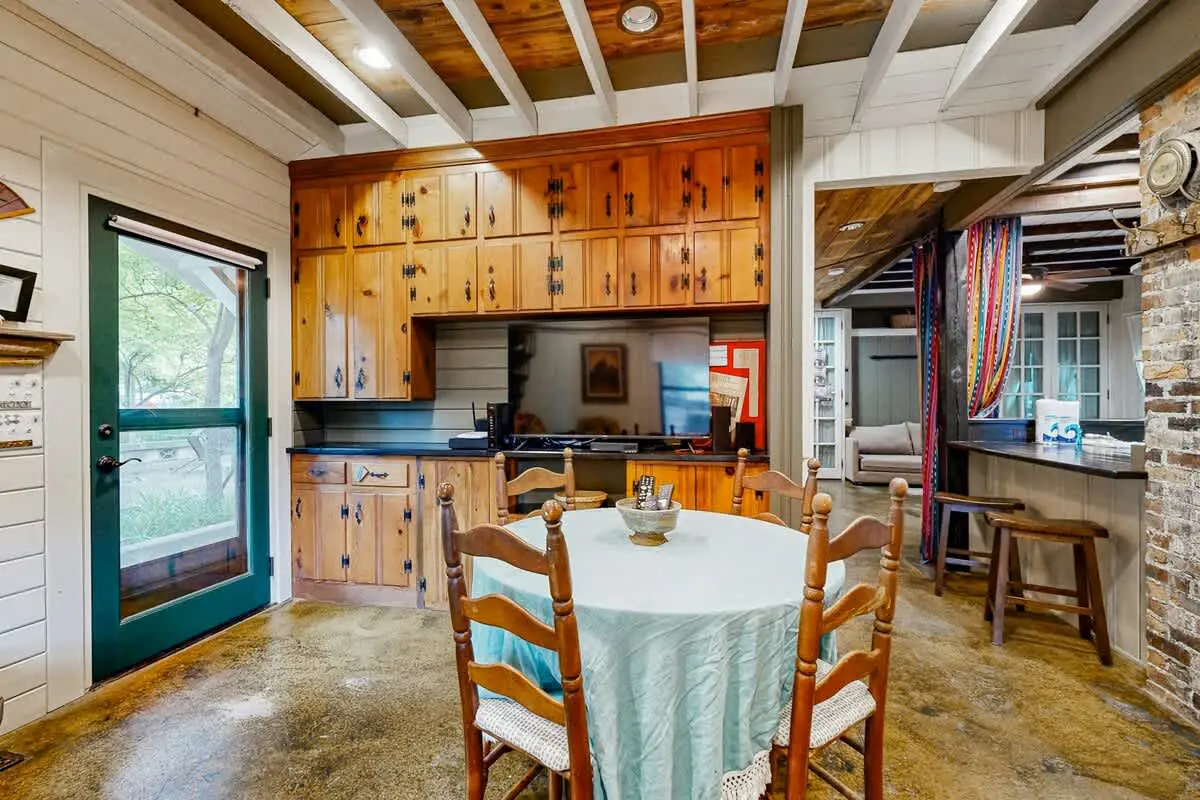 Little House Nashville: Convenient, Eclectic, Cozy, with 47 5-Star Reviews