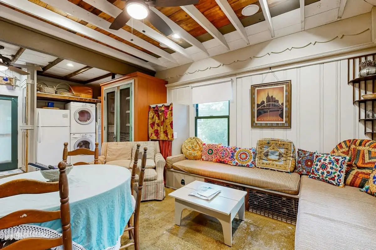 Little House Nashville: Convenient, Eclectic, Cozy, with 47 5-Star Reviews