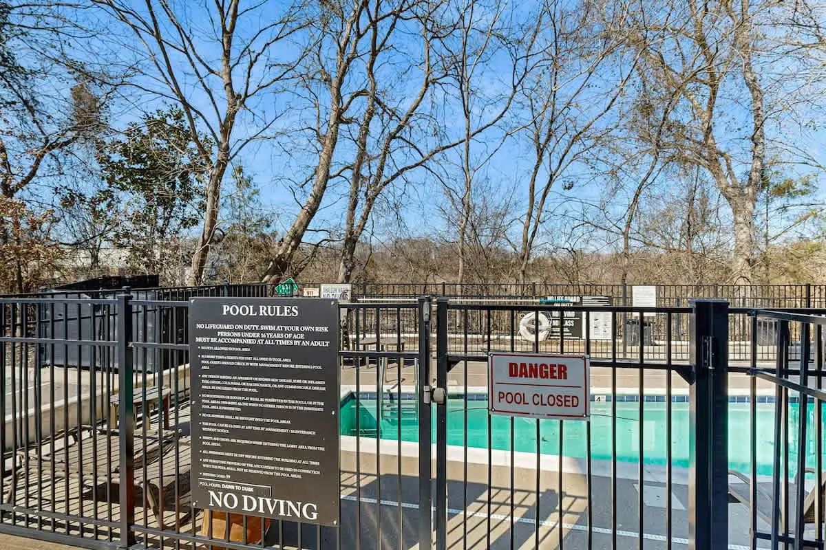 One-of-a-kind condo near downtown - pool, fitness room, central AC, washer/dryer