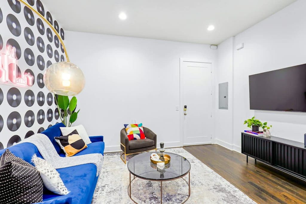 Music City Condo Near Broadway, DT Nashville Escape