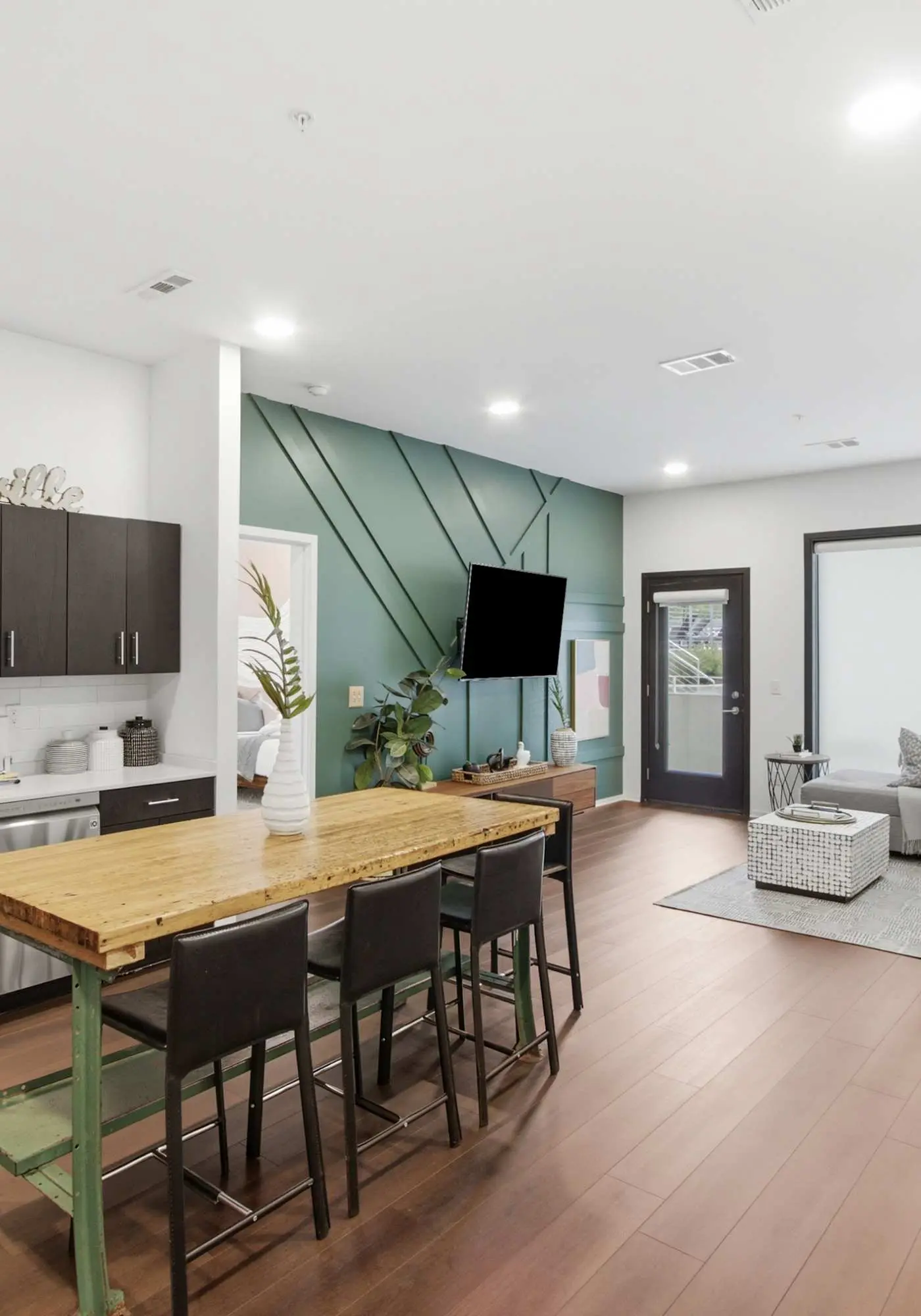 Eco-Friendly Condo with Shared Seasonal Pool, Balcony, and Free WiFi