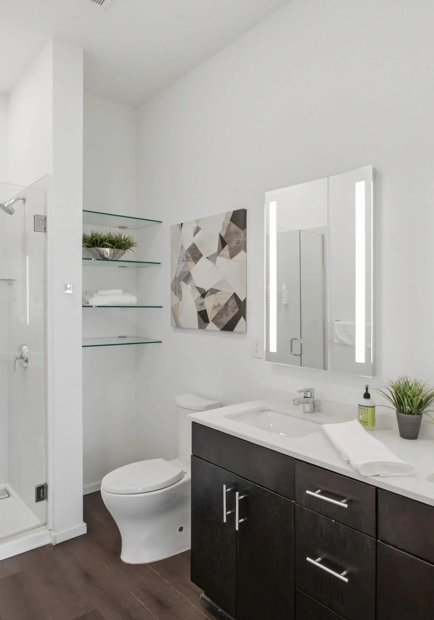 Eco-Friendly Condo with Shared Seasonal Pool, Balcony, and Free WiFi