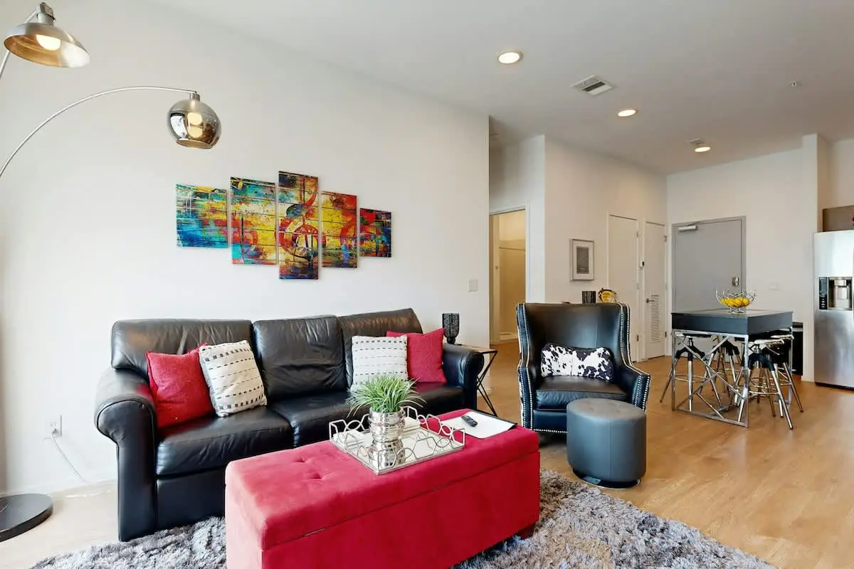 Chic Corner Condo with Balcony, Central AC, W/D, Seasonal Pool, & Gym