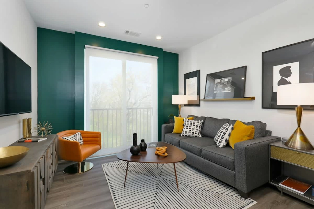 City-view condo with rooftop lounge, gym, & 10-minute walk to downtown