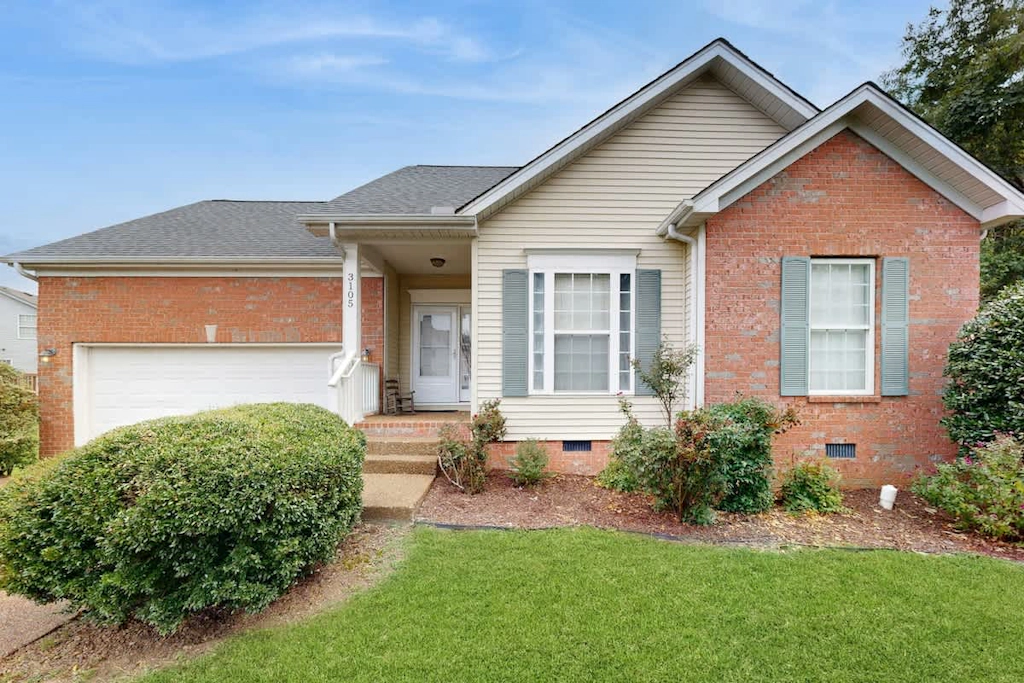 Quiet Residential Hideaway w/ Big Backyard - Near Grand Ole Opry