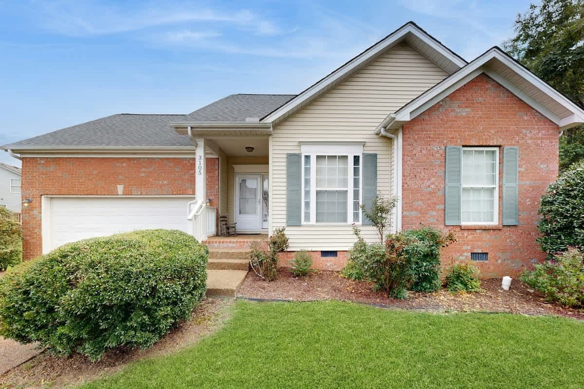 Quiet Residential Hideaway w/ Big Backyard - Near Grand Ole Opry