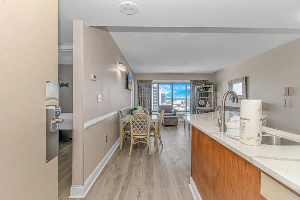 Gorgeous 1 BR Ocean View Suite for 4! Palace 809
