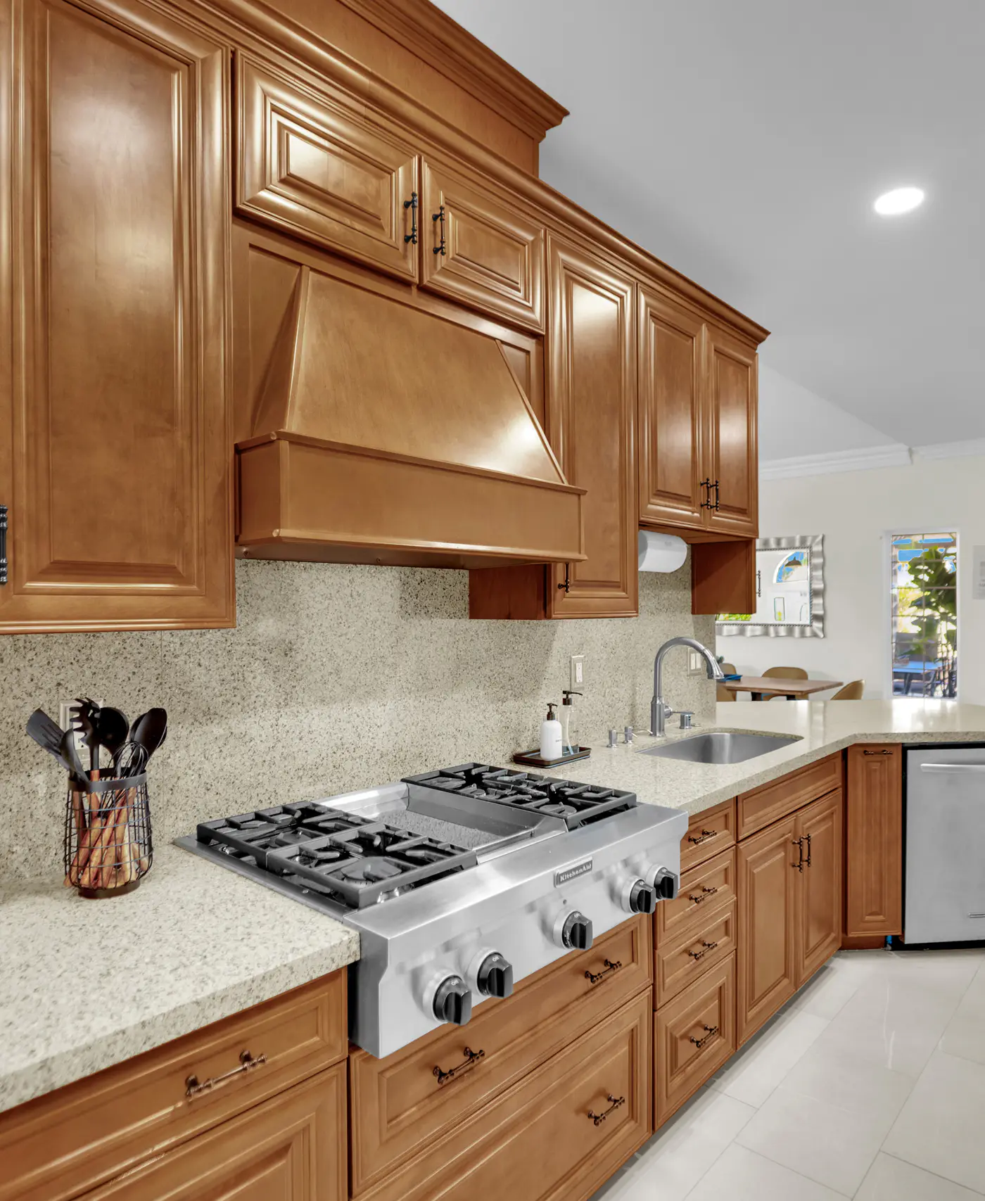 The Gold Standard – Luxury for Families & Friends
