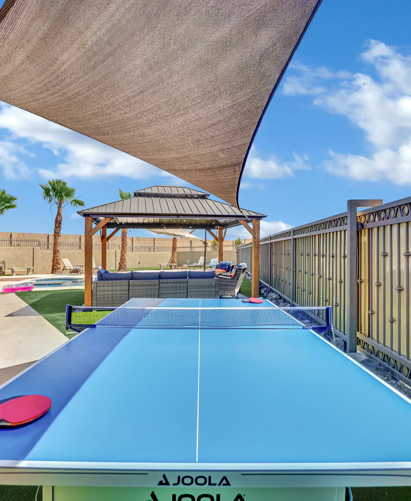 The Gold Standard – Luxury for Families & Friends