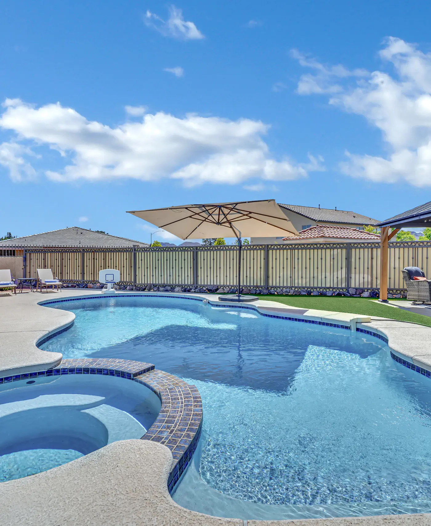 The Gold Standard – Luxury for Families & Friends