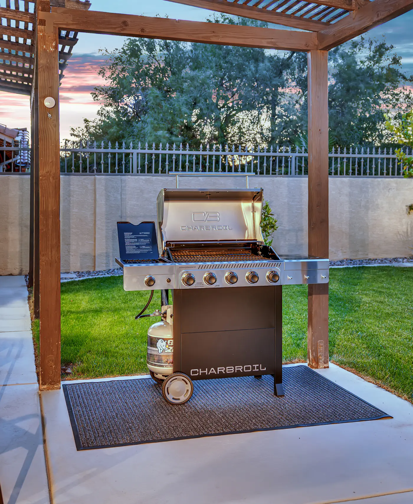 The Gold Standard – Luxury for Families & Friends