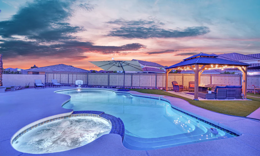 The Gold Standard - 4BR Pool & Retreat