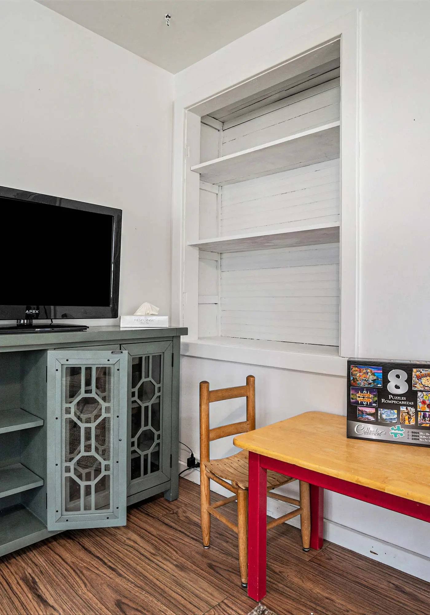 The Three Seasons | Centrally located house in Lak
