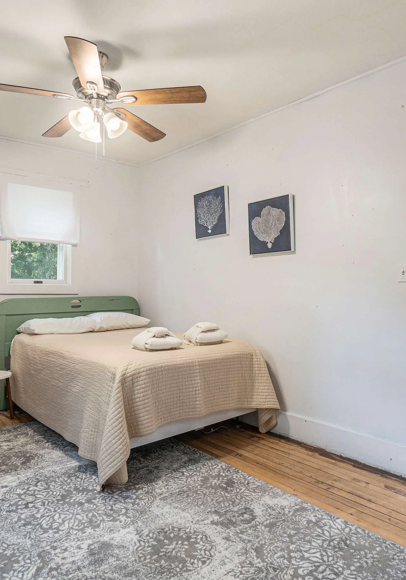 The Three Seasons | Centrally located house in Lak