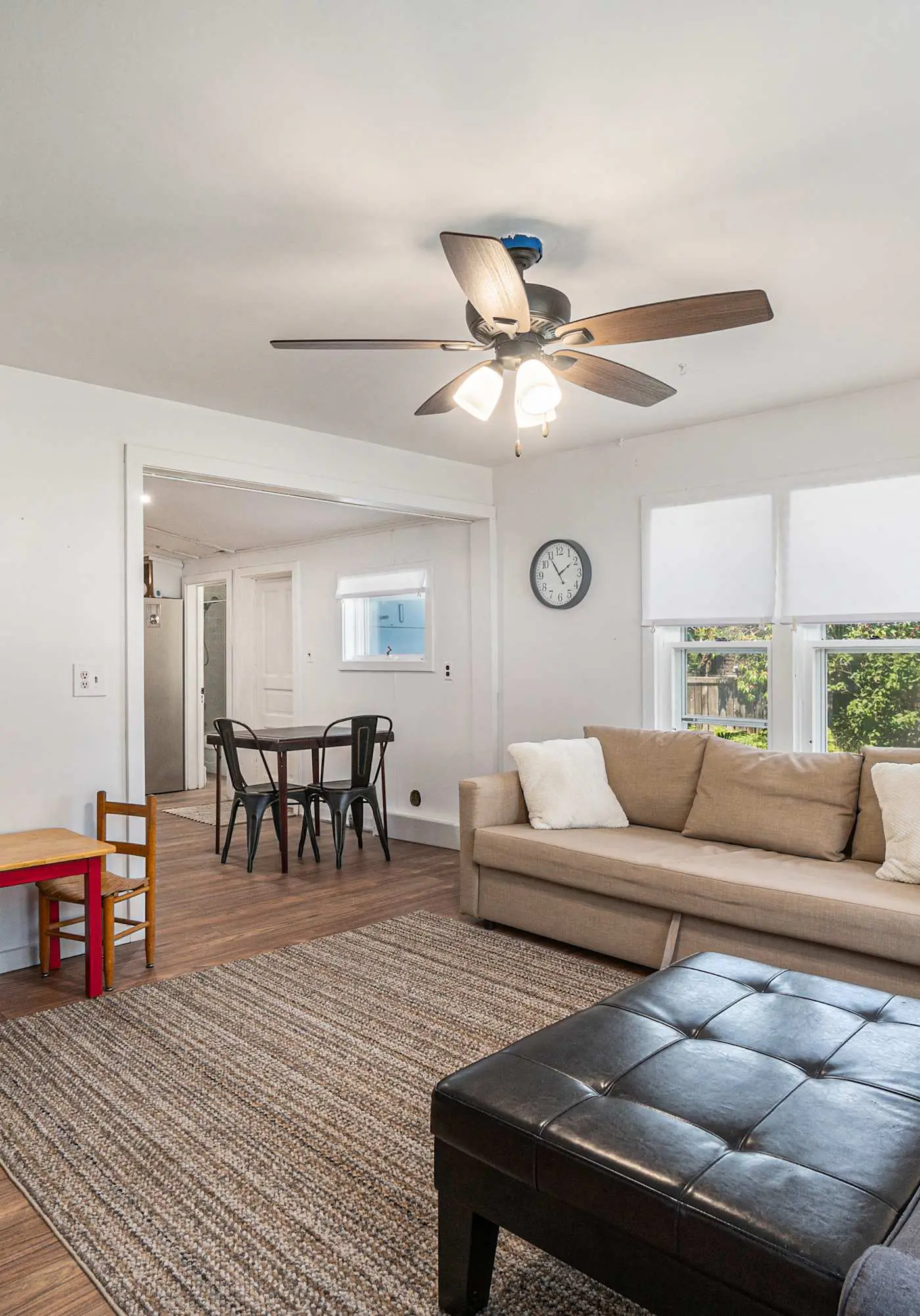 The Three Seasons | Centrally located house in Lak