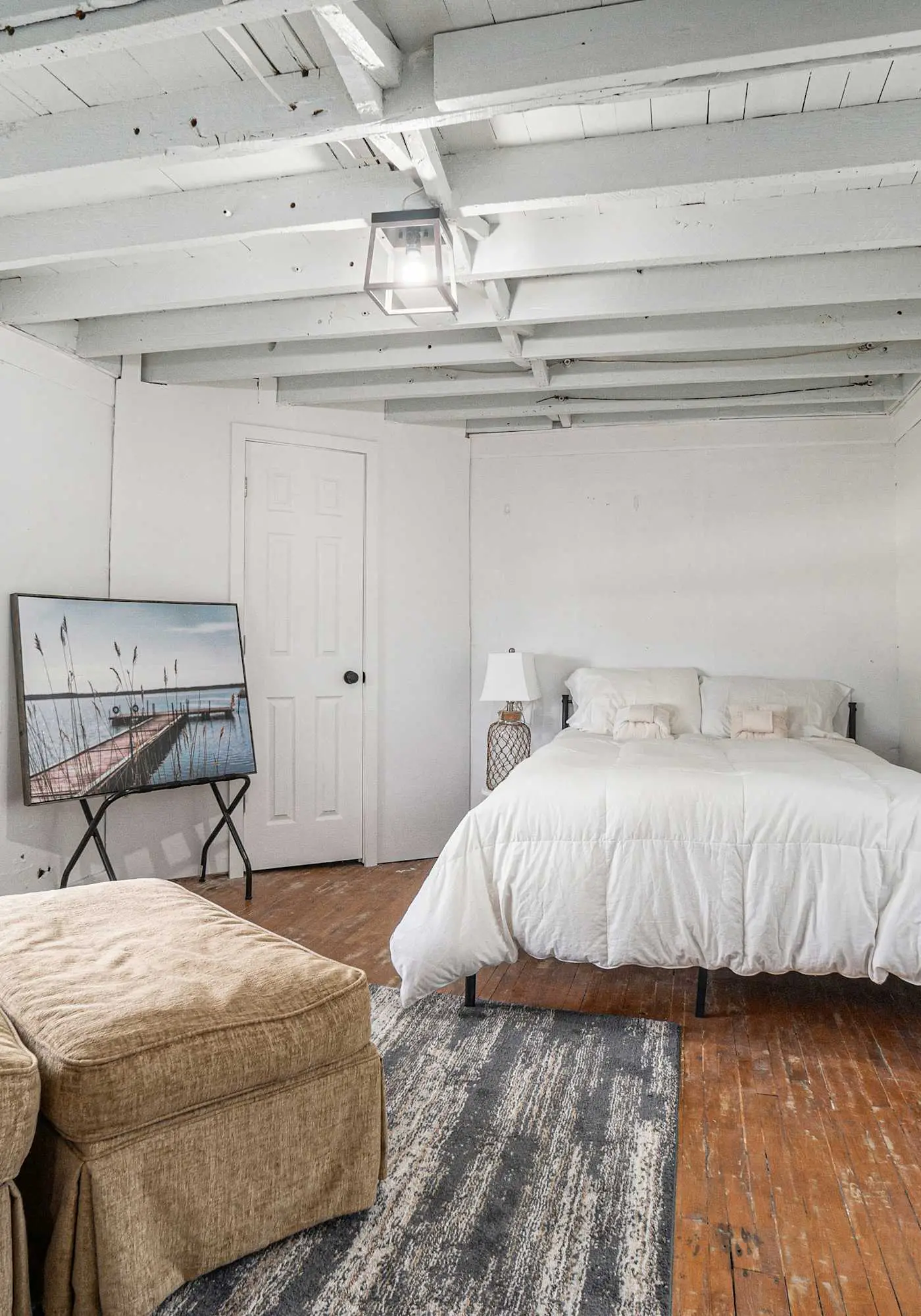 The Three Seasons | Centrally located house in Lak