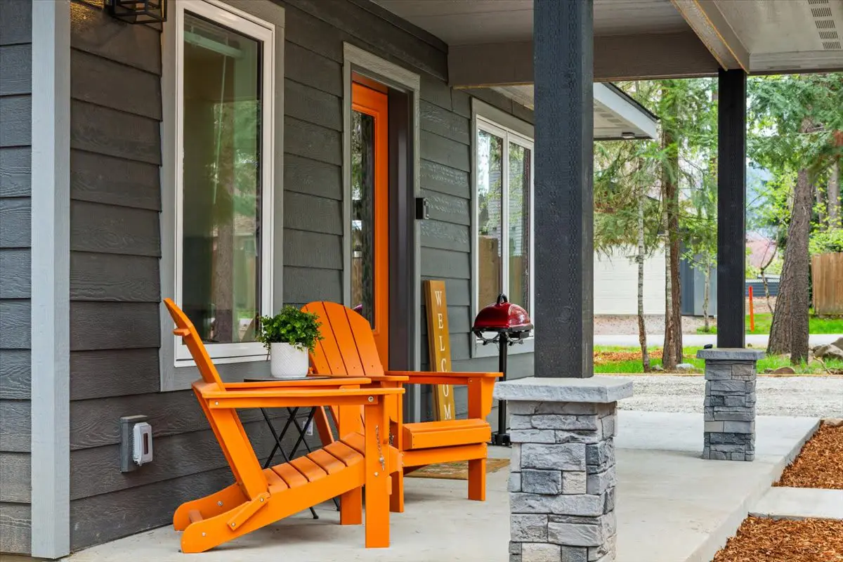 Cabin with Hot Tub, Lake Access & Fire Pit