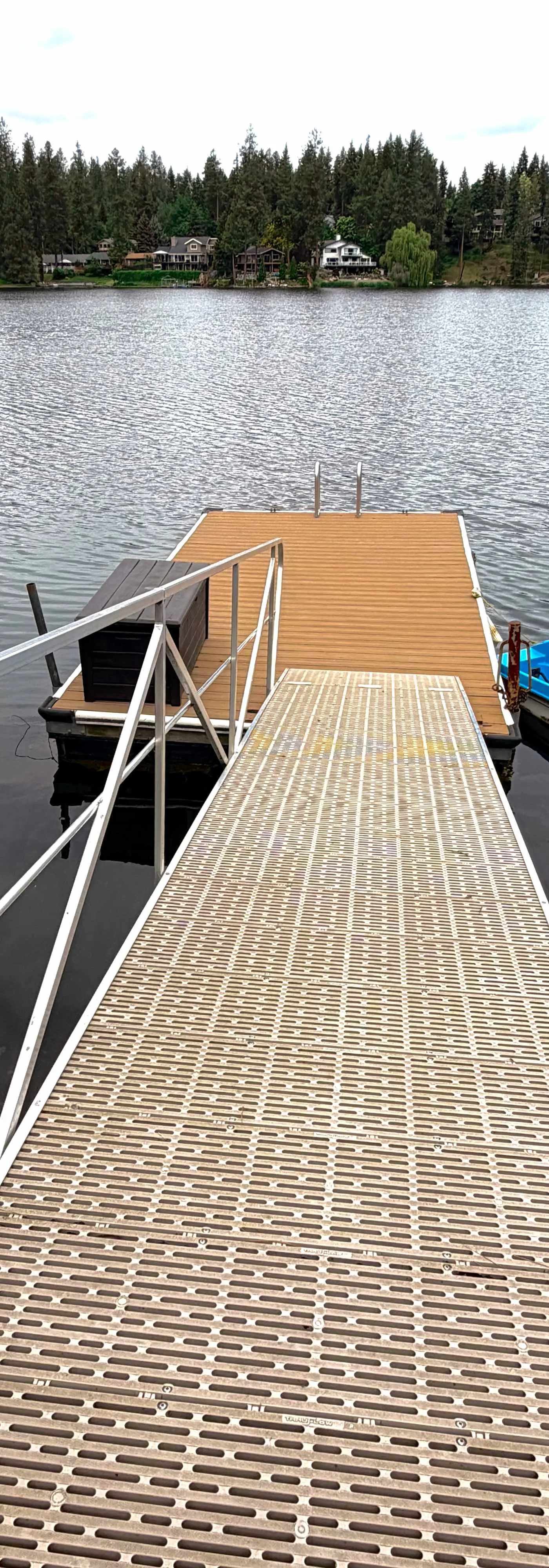 Avondale Lake Cabin Hot Tub, Dock & SUPs