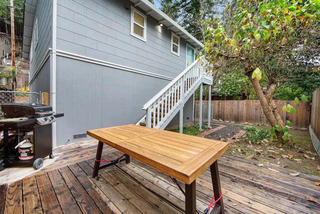 Wanderlust Cottage - Guerneville Dog-Friendly Redwood Cottage with Hot Tub
