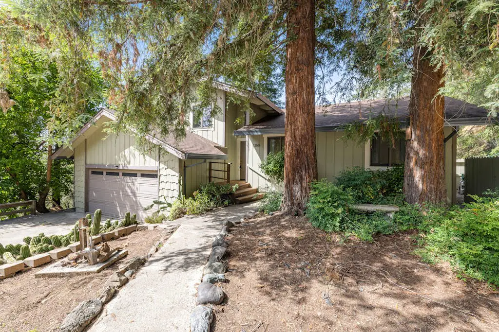 The Nest - Cloverdale Dog-Friendly Pool Retreat near Wineries
