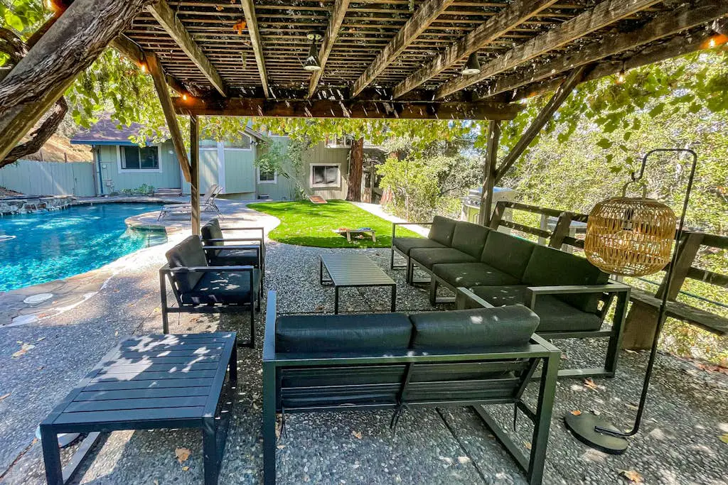 The Nest - Cloverdale Dog-Friendly Pool Retreat near Wineries