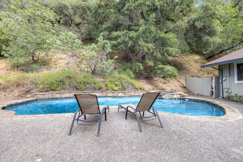 The Nest - Cloverdale Dog-Friendly Pool Retreat near Wineries