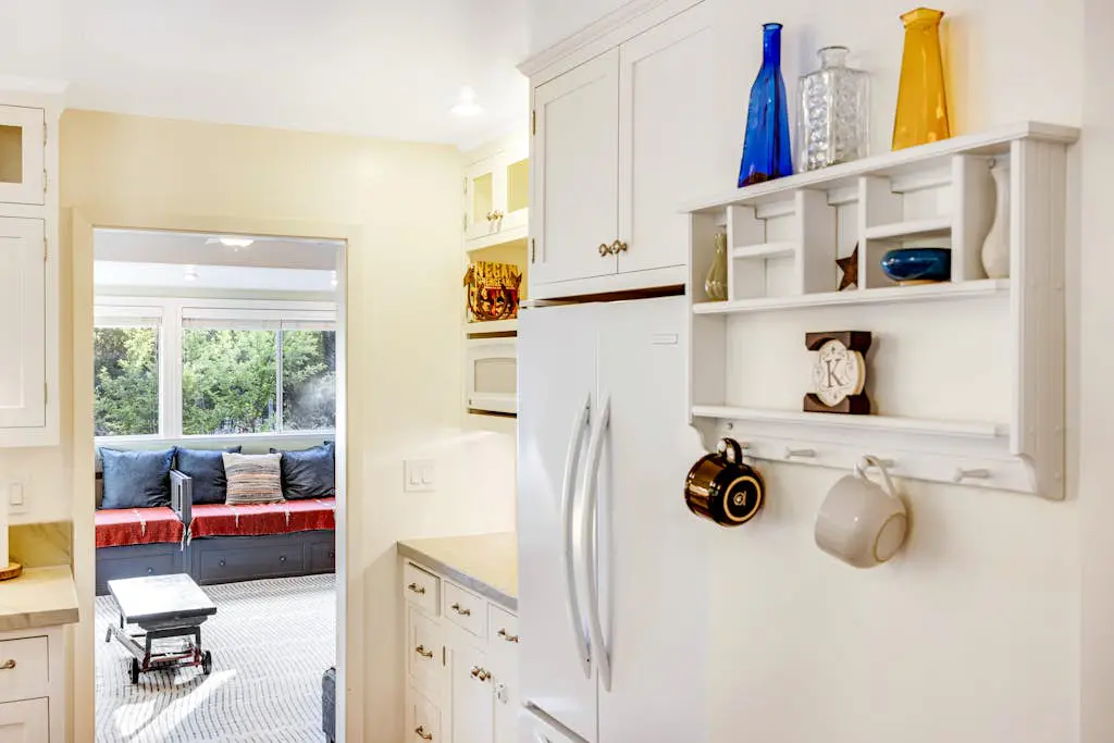 Cloverdale Creekside Retreat - Cloverdale Dog-Friendly Riverfront Cottage with Deck