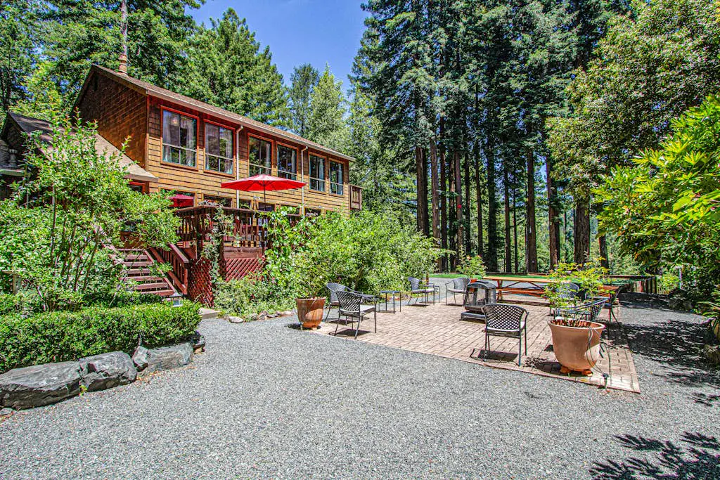 Sunrise Mountain Retreat - Cazadero Mountain Hot Tub Cabin in the Redwoods