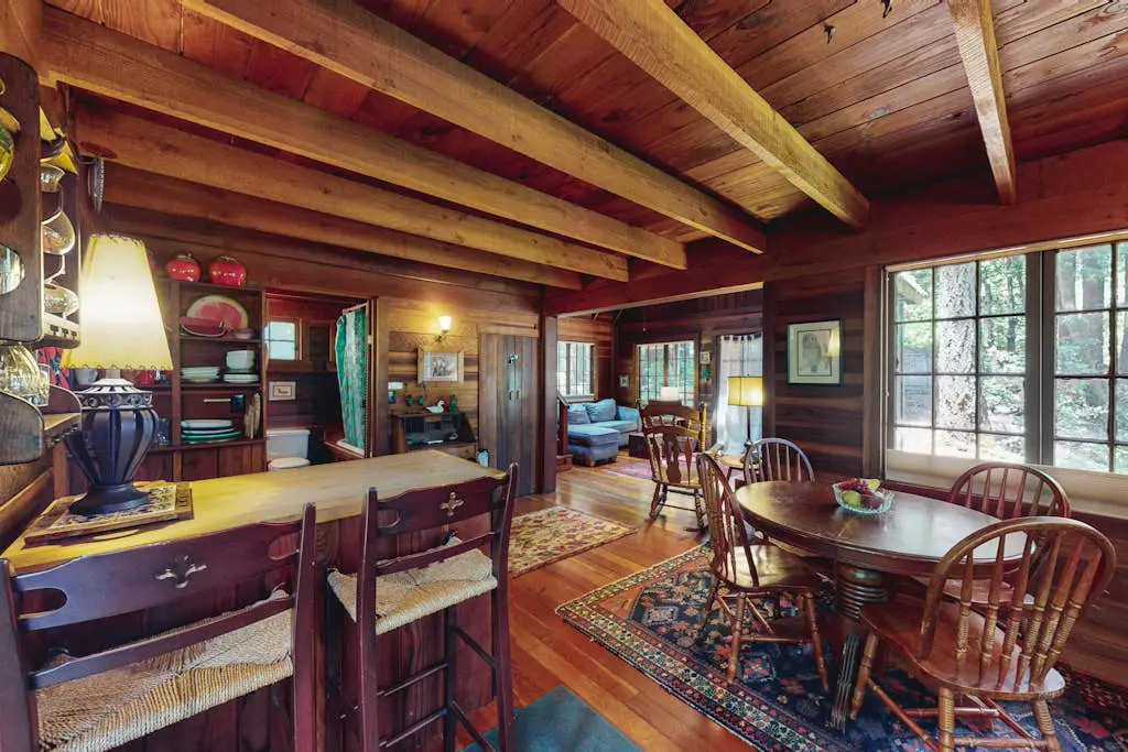 Cazadero Dog-Friendly Cottage for Two with Hot Tub