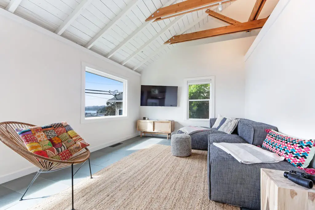 Bodega Harbour Dog-Friendly Bay View Bungalow with Sauna
