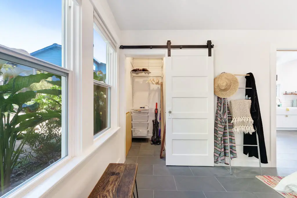 Bodega Harbour Dog-Friendly Bay View Bungalow with Sauna