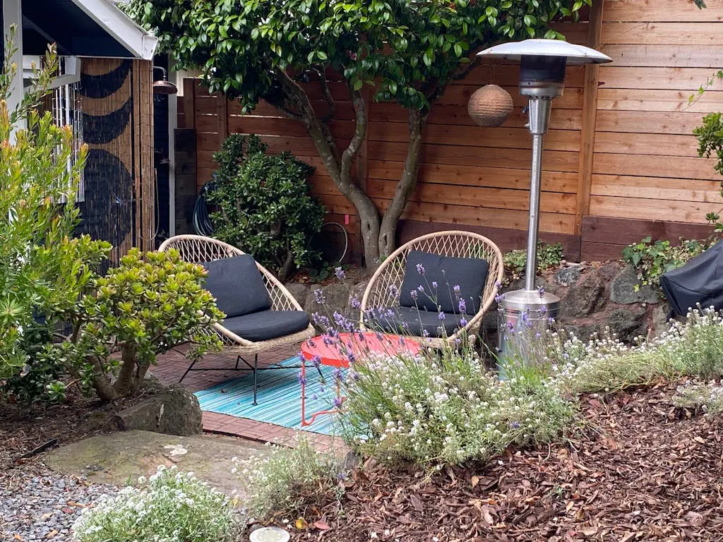Bodega Harbour Dog-Friendly Bay View Bungalow with Sauna