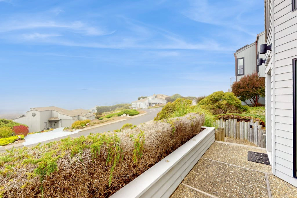 Bodega Bay Oceanview Game Room Retreat & Pool
