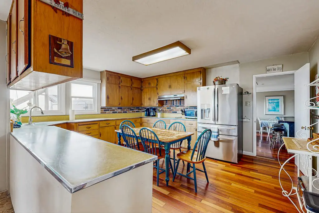 Cozy Carmet Cottage - Bodega Bay Dog-Friendly Oceanview Cottage with Hot Tub