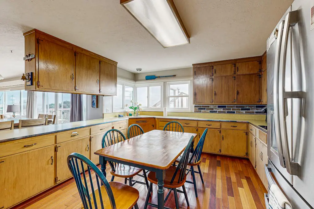 Cozy Carmet Cottage - Bodega Bay Dog-Friendly Oceanview Cottage with Hot Tub