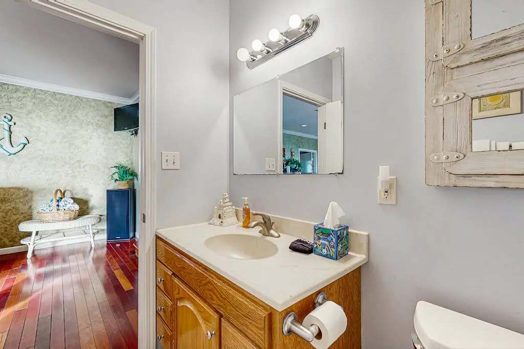 Cozy Carmet Cottage - Bodega Bay Dog-Friendly Oceanview Cottage with Hot Tub