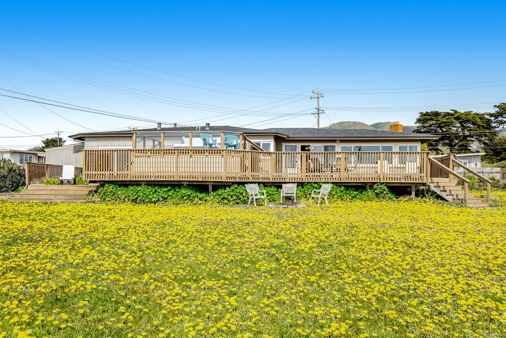 Cozy Carmet Cottage - Bodega Bay Dog-Friendly Oceanview Cottage with Hot Tub