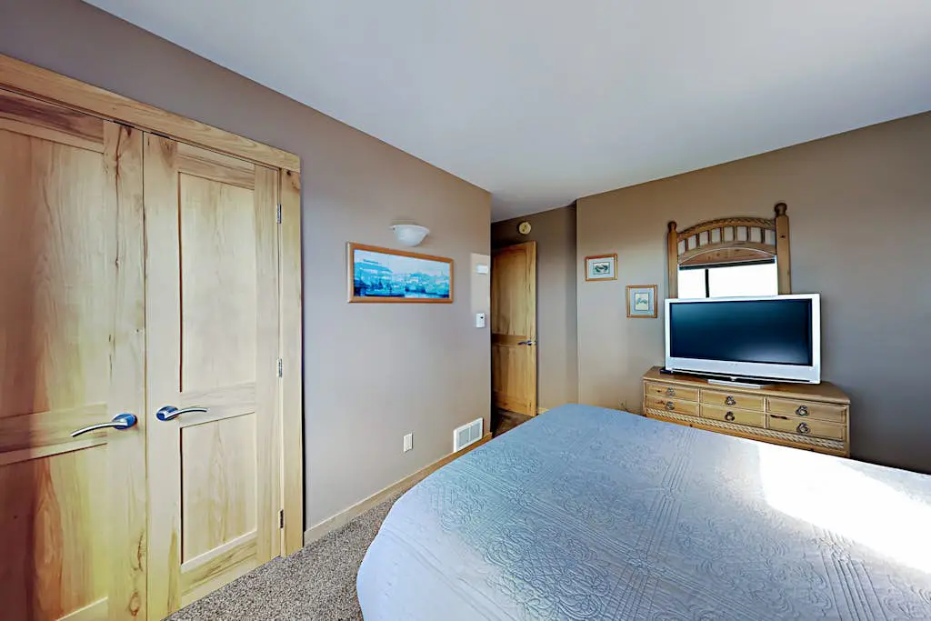 Bodega Bay Oceanview Home with Hot Tub & Sauna