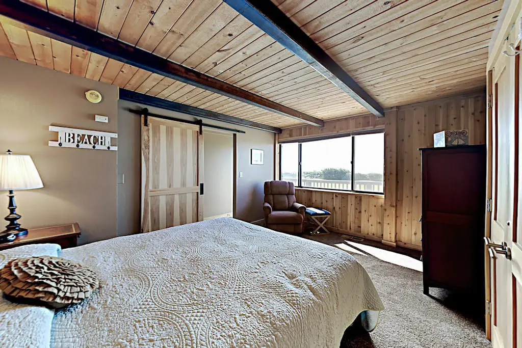Bodega Bay Oceanview Home with Hot Tub & Sauna