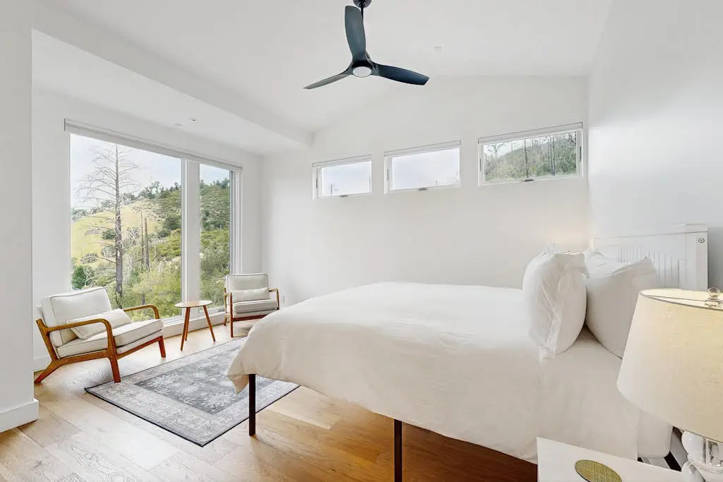 Franz Valley Escape - Calistoga Hilltop Home with Pool, Hot Tub and Vineyard Views