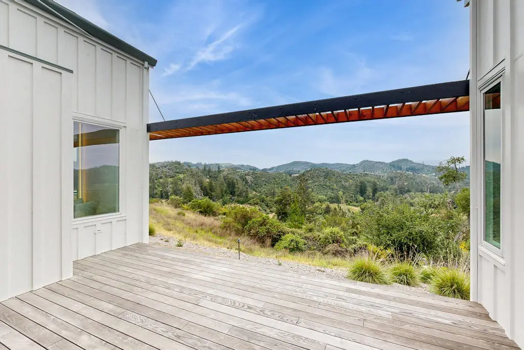 Franz Valley Escape - Calistoga Hilltop Home with Pool, Hot Tub and Vineyard Views