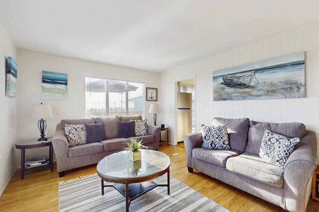 Bodega Bay Dog-Friendly Ocean-View Cottage with Hot Tub